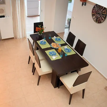 Villa Gold Luxury